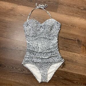 Victoria’s Secret Womens white black printed ruched one piece swimsuit 38C